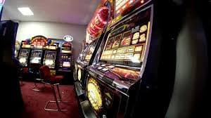 s80 apk live blackjack table with dealer, player cards, and bet placement interface